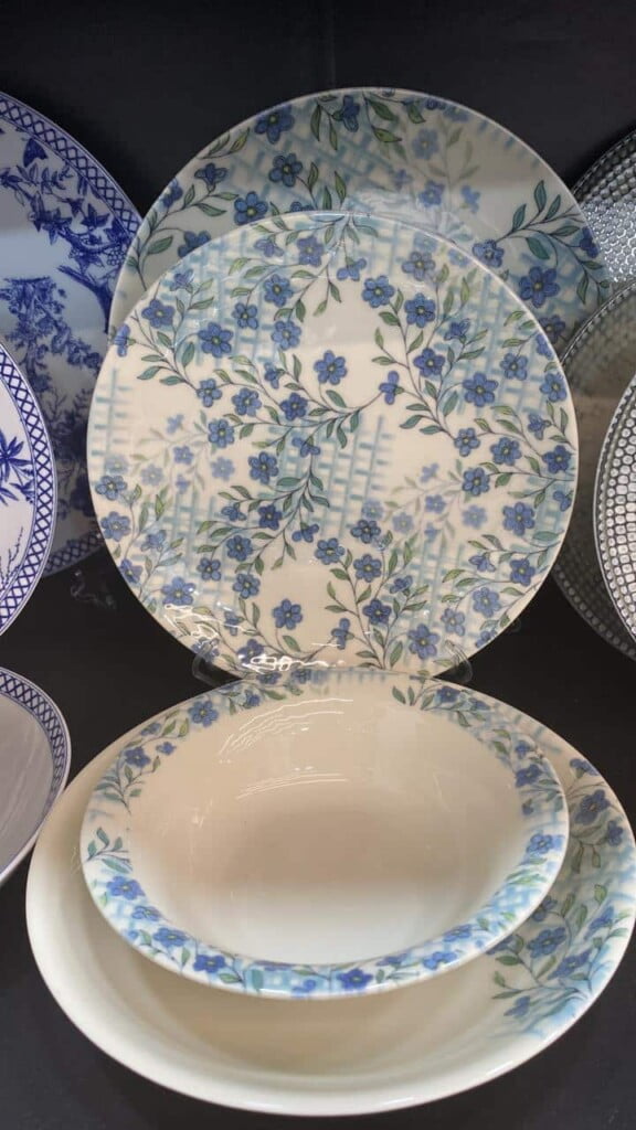Kutahya dinner set 24 pcs porcelain plates - 4umart