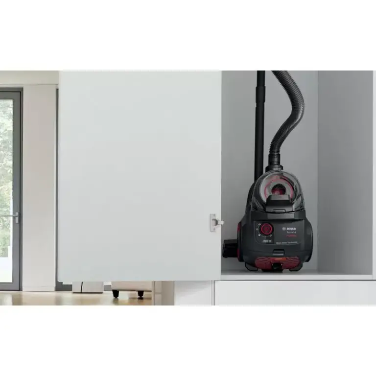 Bosch Series 4 Bagless vacuum cleaner ProPower Black ,BGS21WPOW